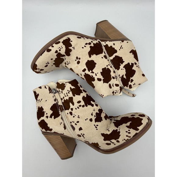 Maurices Cow Print Ankle Boots Western Cowgirl Block Heel Faux Suede 8.5M - Picture 2 of 12